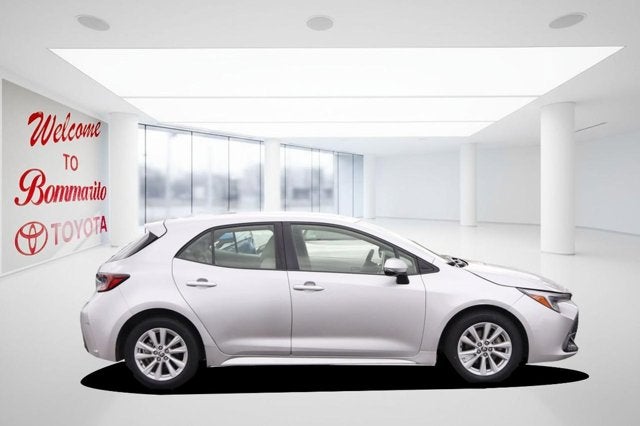2023 Toyota Corolla Hatchback SE