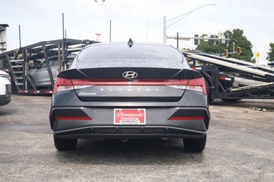 2025 Hyundai Elantra SEL Convenience
