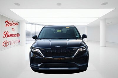 2024 Kia Carnival LX