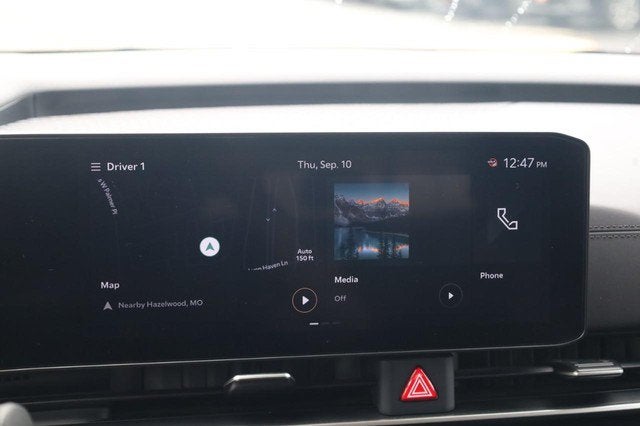 2025 Kia Carnival LXS