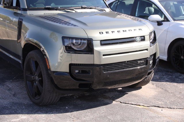 2023 Land Rover Defender X-Dynamic SE