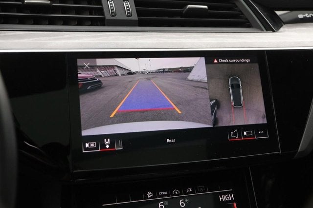 2023 Audi e-tron Premium