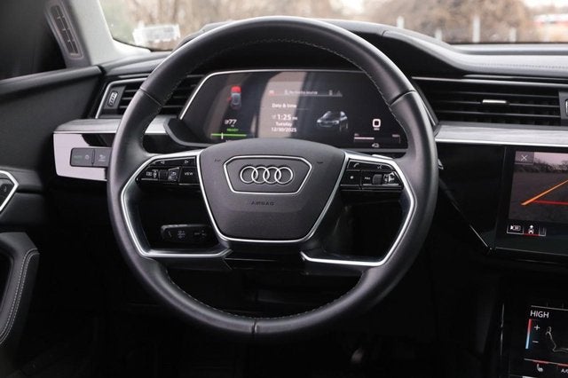 2023 Audi e-tron Premium