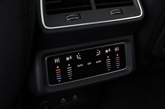 2023 Audi e-tron Premium