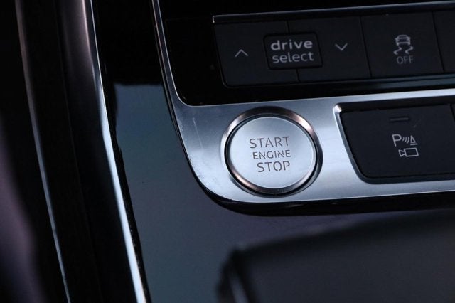 2019 Audi Q8 Premium Plus