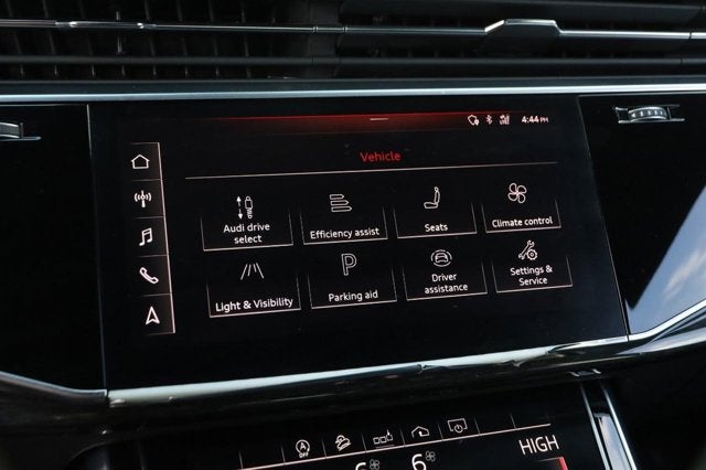 2019 Audi Q8 Premium Plus