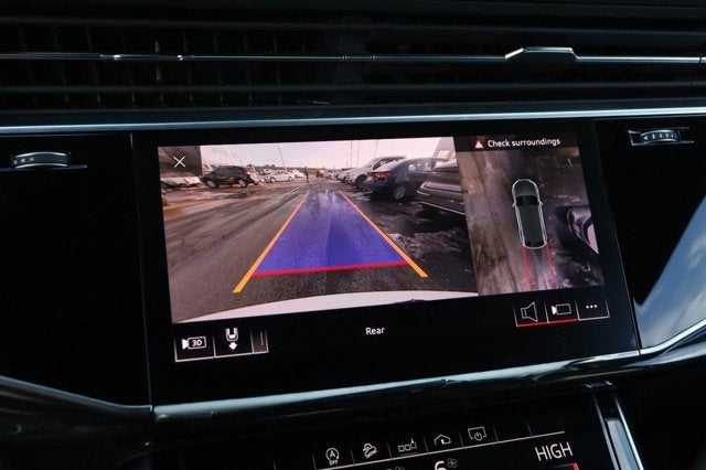 2019 Audi Q8 Premium Plus