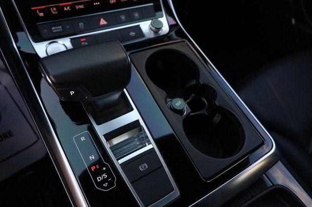 2019 Audi Q8 Premium Plus