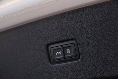 2019 Audi Q8 Premium Plus