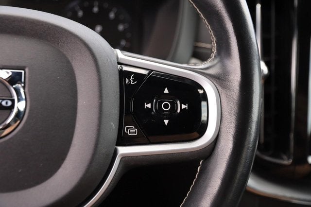 2021 Volvo XC60 R-Design