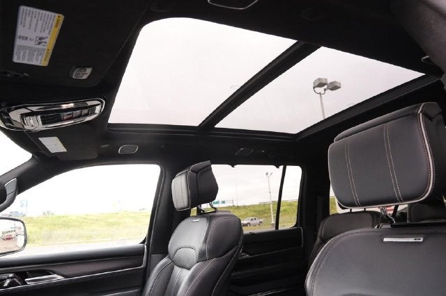 2024 Jeep Grand Wagoneer L Series II