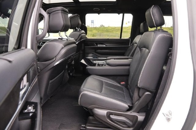 2024 Jeep Grand Wagoneer L Series II