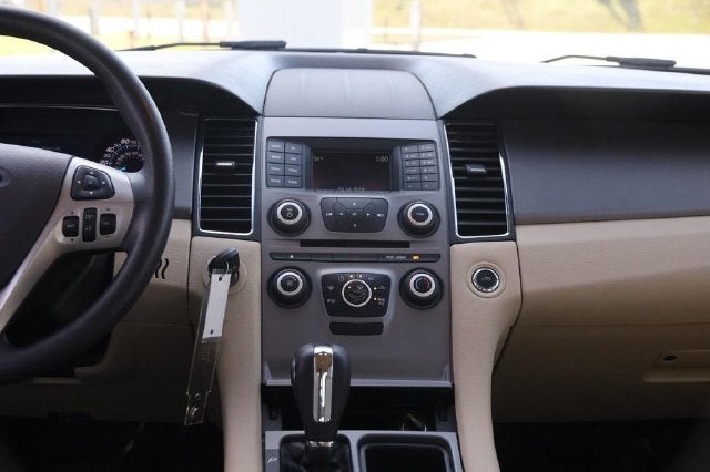2018 Ford Taurus SE