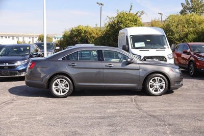 2018 Ford Taurus SE