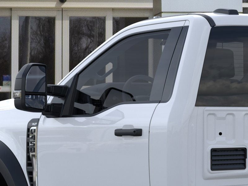 2026 Ford Chassis Cab F-450® XLT