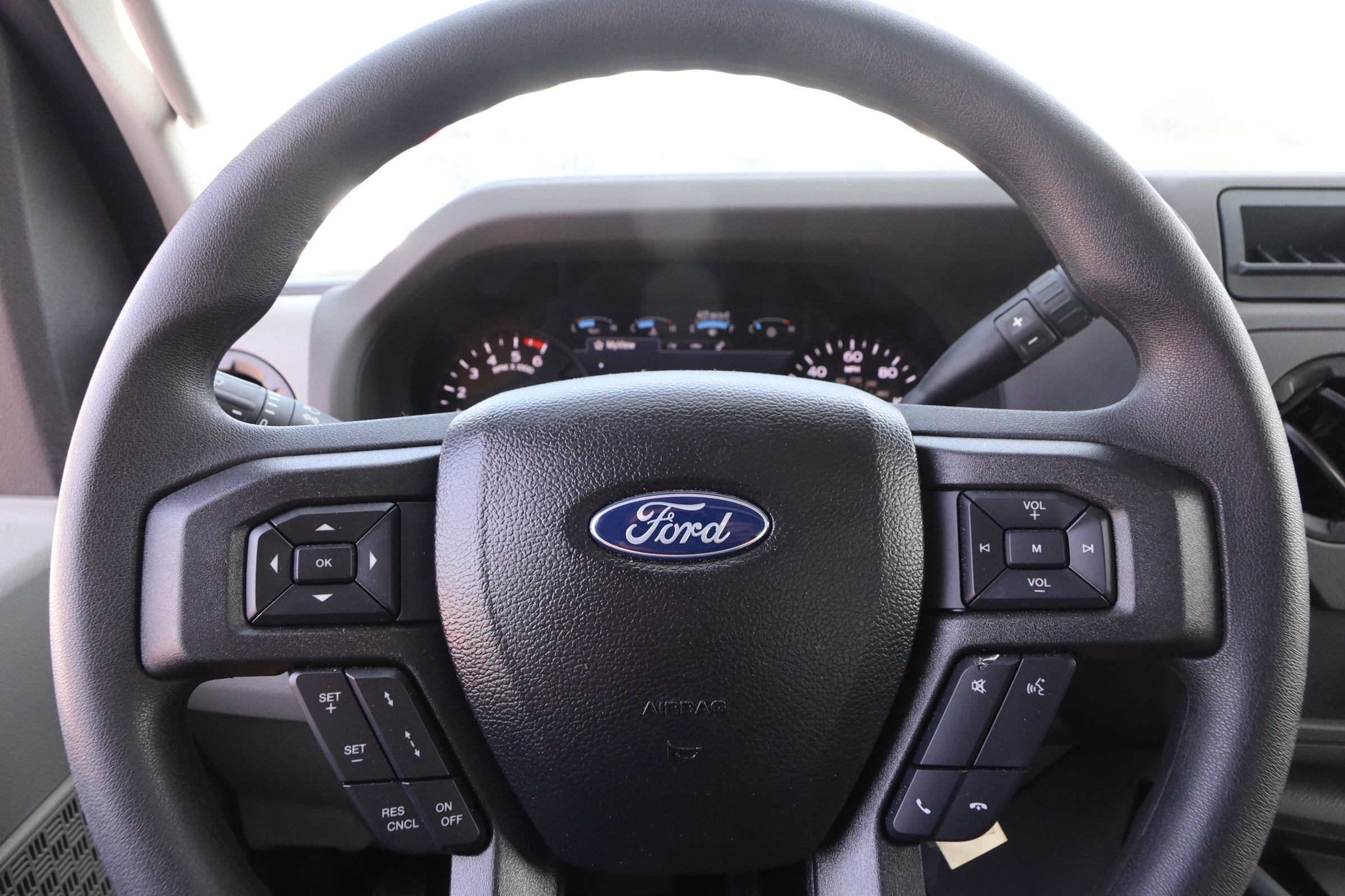 2024 Ford Econoline Cutaway E-350 SRW