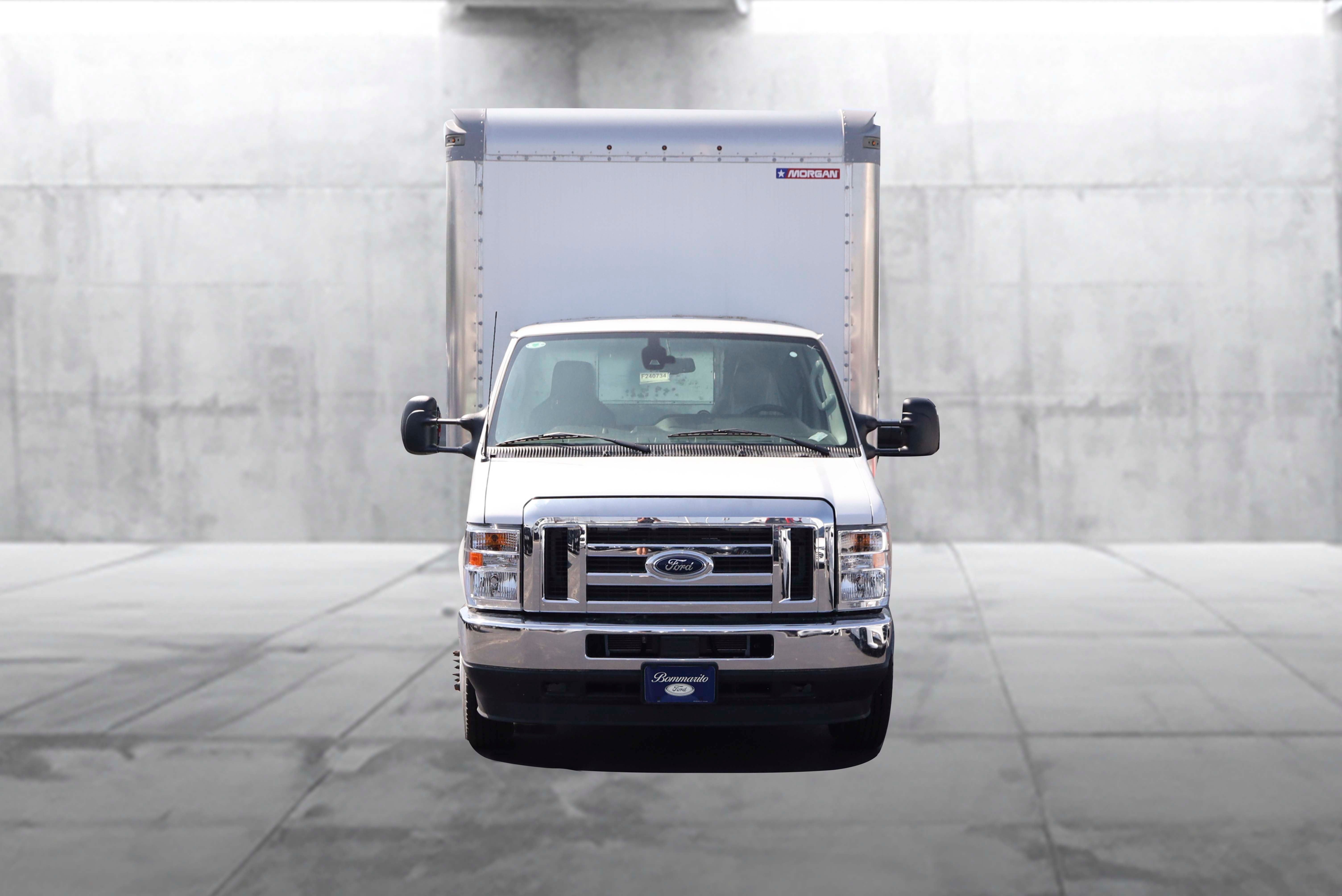 2024 Ford Econoline Cutaway E-350 SRW