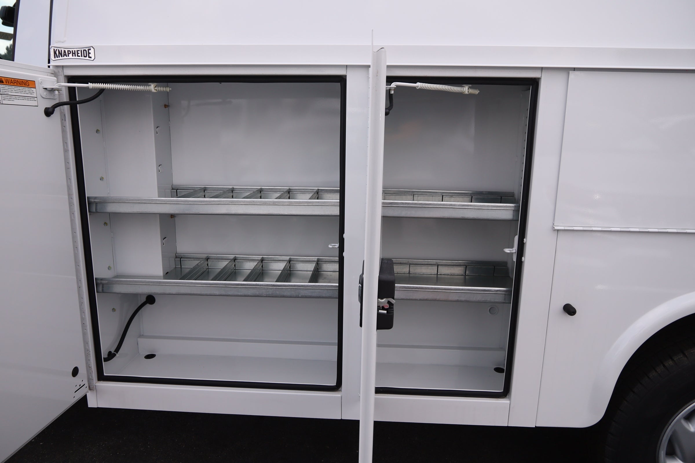 2026 Ford E-350SD Base Cutaway