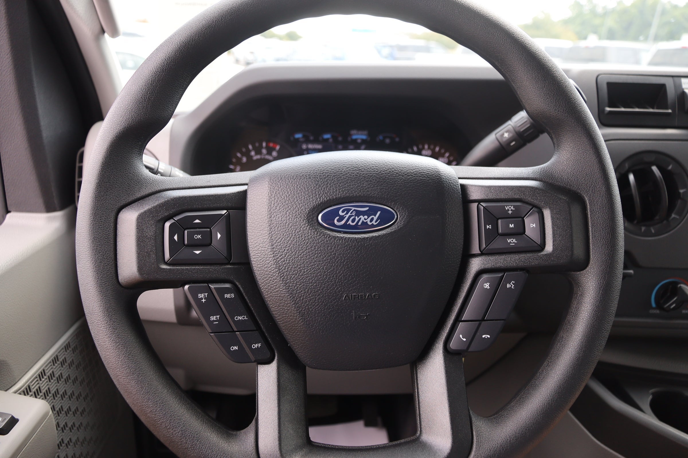 2026 Ford E-350SD Base Cutaway