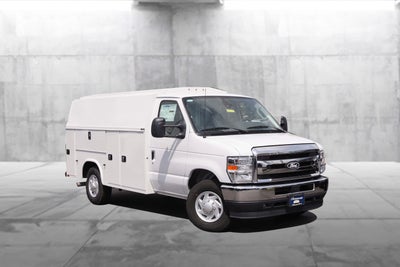 2026 Ford E-350SD Base Cutaway