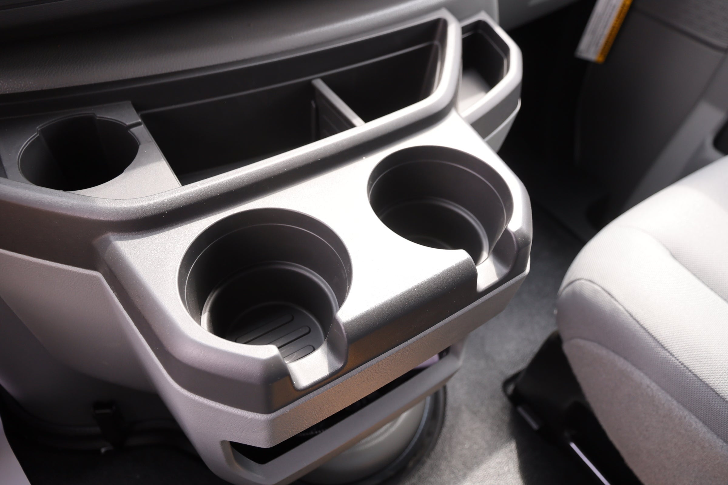 2026 Ford E-350SD Base Cutaway
