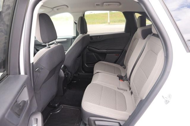 2022 Ford Escape Hybrid SE
