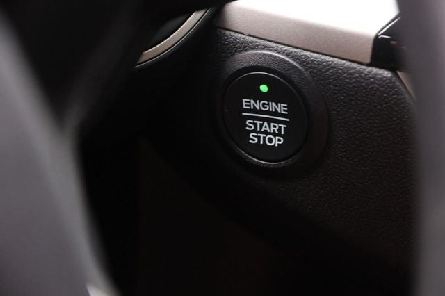 2022 Ford Escape Hybrid SE