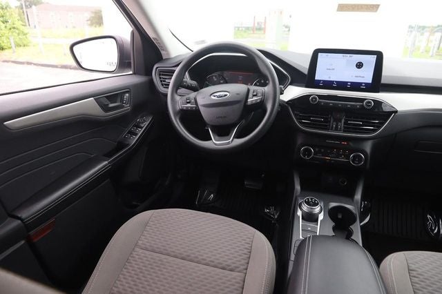 2022 Ford Escape Hybrid SE