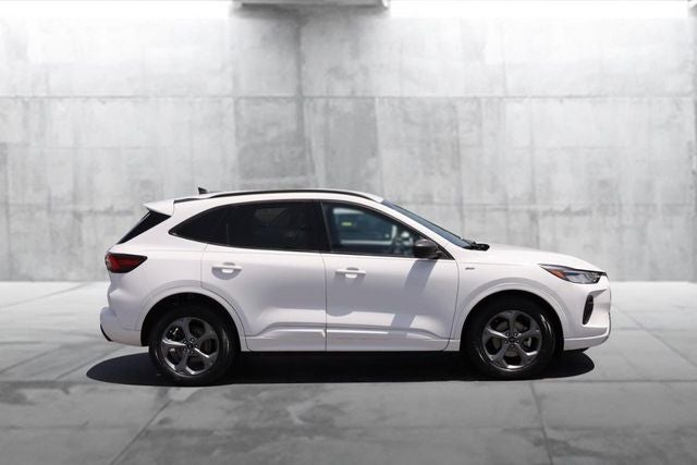 2023 Ford Escape Hybrid ST-Line