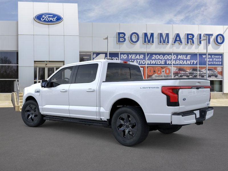 2025 Ford F-150 Lightning Lariat®