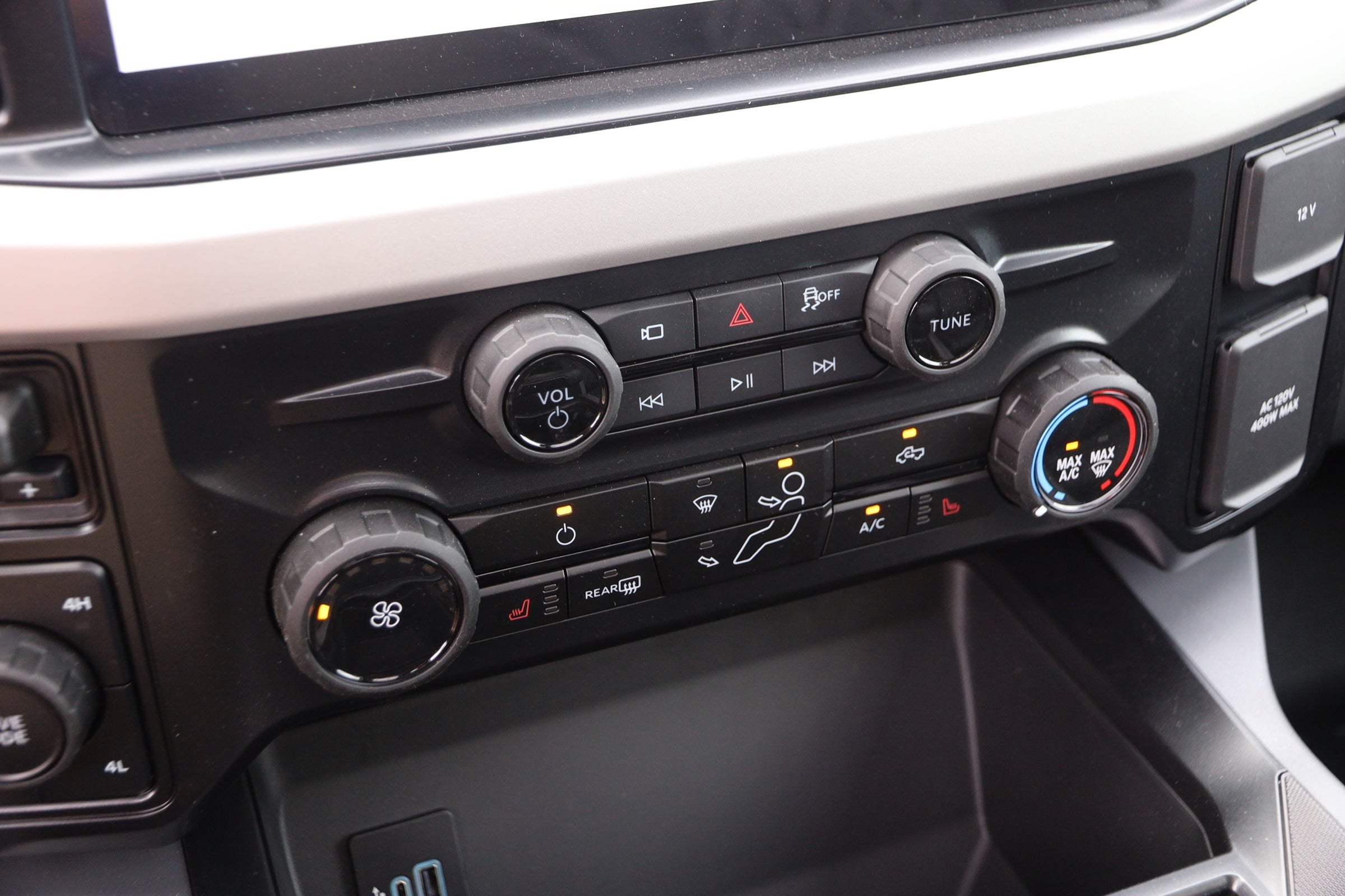 2026 Ford Super Duty F-250® XLT