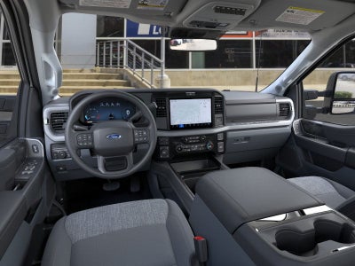 2026 Ford Super Duty F-350® XLT