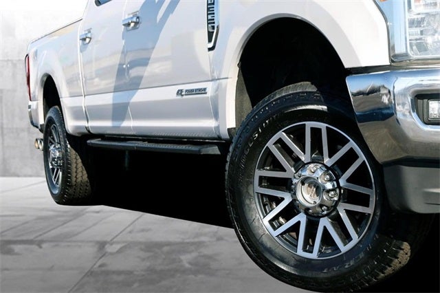 2017 Ford F-350SD Lariat