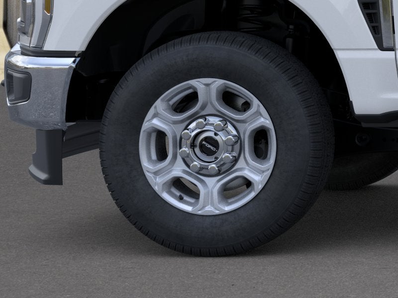 2026 Ford Super Duty F-350® XLT