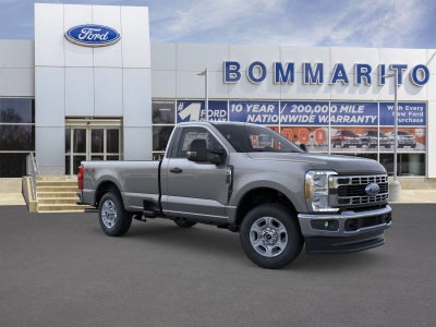 2026 Ford Super Duty F-350® XLT