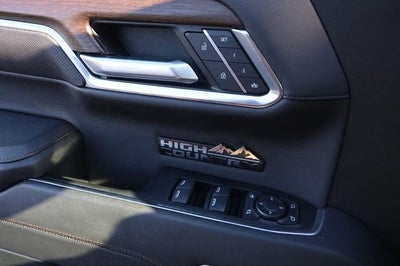 2023 Chevrolet Silverado 1500 High Country