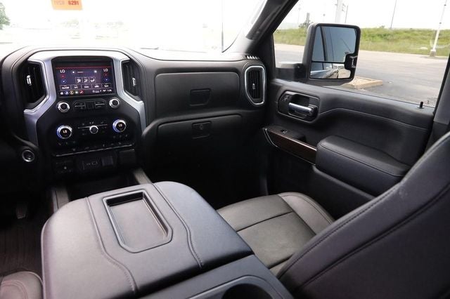 2022 GMC Sierra 2500HD SLT