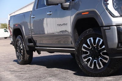 2025 GMC Sierra 2500HD Denali Ultimate