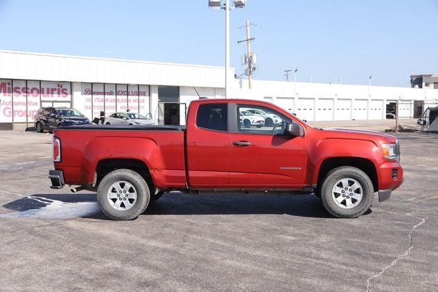 2016 GMC Canyon Base