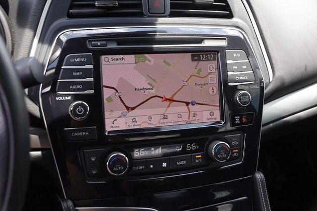 2023 Nissan Maxima SV
