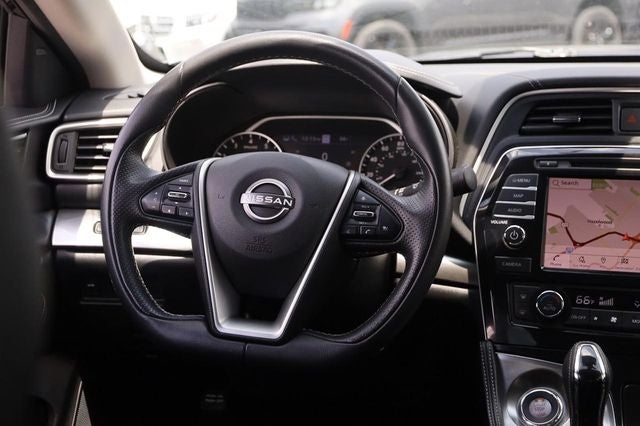 2023 Nissan Maxima SV