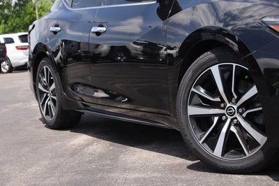 2023 Nissan Maxima SV