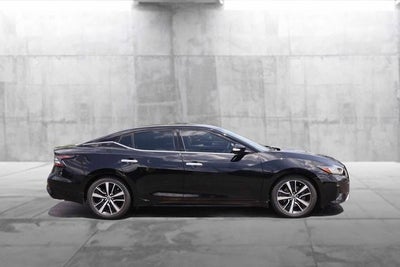 2023 Nissan Maxima SV