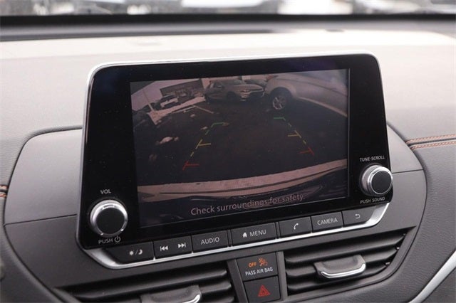 2021 Nissan Altima 2.0 SR