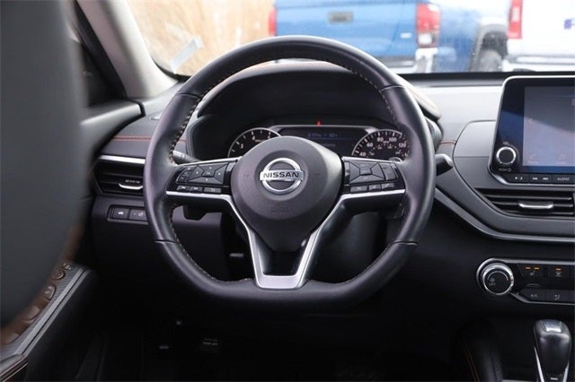 2021 Nissan Altima 2.0 SR