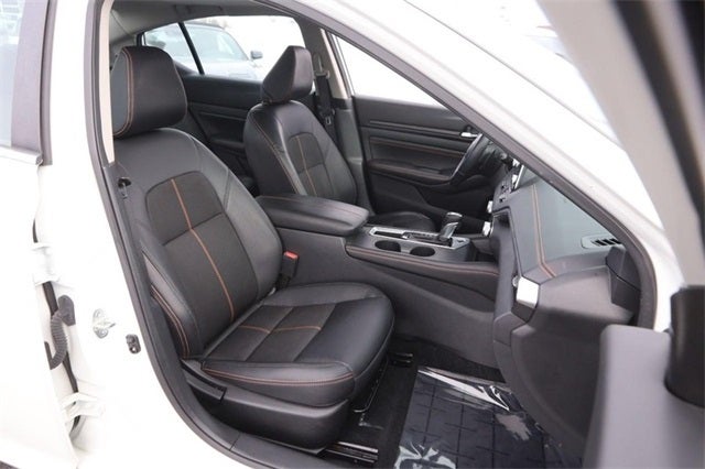 2021 Nissan Altima 2.0 SR