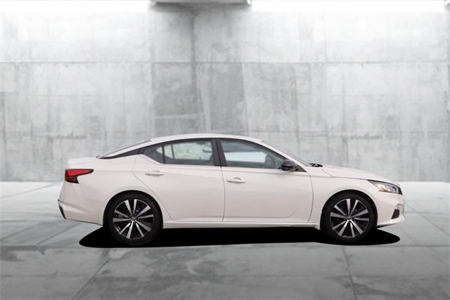 2021 Nissan Altima 2.0 SR