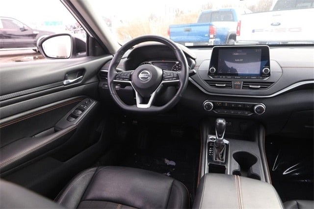 2021 Nissan Altima 2.0 SR