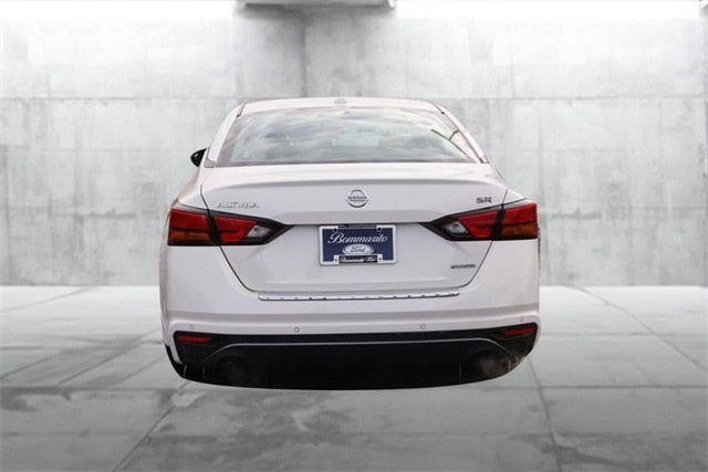 2021 Nissan Altima 2.0 SR