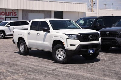 2022 Nissan Frontier S